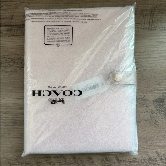 Coach Powder Pink Notebook In Signature Canvas - Picture 8 of 10